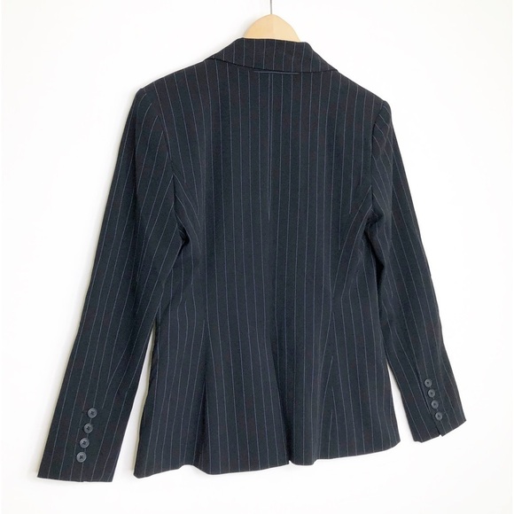 Norma Kamali Black pinstripe, one button closure blazer - Picture 2 of 12